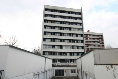 Profitieren: Gepflegte Etagenwohnung für Kapitalanleger mit renoviertem Bad, Fenstern und Balkon