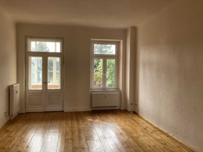 RESERVIERT - 5-Raum-Wohnung (Altbau), Garten, Loggia in Zittau