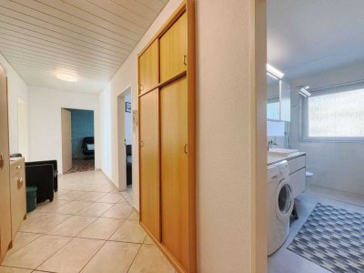 Moderne 2-Zimmer-Wohnung mit großem Balkon, Einbauküche & Garage – provisionsfrei!