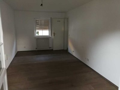 1-Zi- Wohnung mit Balkon in Münzesheim in Stadtbahnnähe