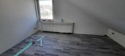 Ansprechende und vollständig renovierte 3-Zimmer-Wohnung in Pfedelbach OT Heuberg