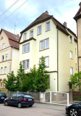 Zentral gelegene 4-Zimmer-Wohnung in Stuttgart-Zuffenhausen