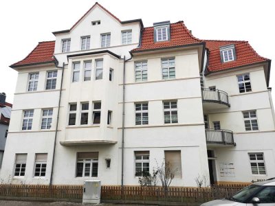 Einziehen und wohlfühlen! Sanierte 2 Zi. Wohnung mit Balkon!