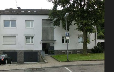 Renovierte 3 Zimmer-Wohnung mit Balkon in Essen-Heidhausen! Ideal für 2-3 Personen!