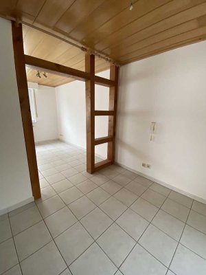 PROVISIONSFREI! Renovierte 66m² 2-Zimmer-Wohnung EG, Neustadt Duttweiler