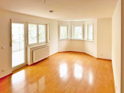 Licht-durchflutete 4-Zimmer-Wohnung mit 2 Stellplätzen in ruhiger Lage – ideal für junge Familien!