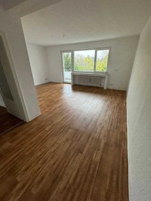 Schöne 3-Zimmerwohnung mit Balkon in Mülheim Saarn