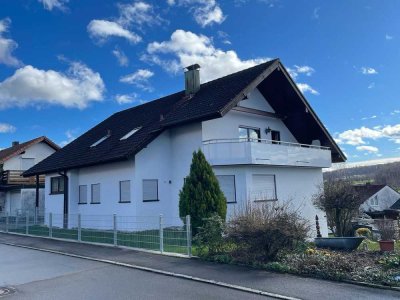 3-Zimmer-Dachgeschosswohnung mit Balkon in NT-Raidwangen