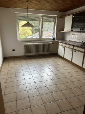 Preiswertes 5-Raum-Einfamilienhaus mit EBK in Siegen