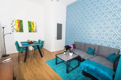 Cozy Home - großzügige 2 Zimmer Altbauwohnung