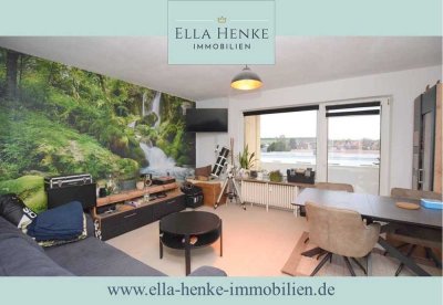 Helle 4-Zimmer-Wohnung mit Balkon + PKW-Stellplatz in ruhiger Lage.