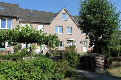 SCHÖNES HAUS FÜR DIE FAMILIE - MIT GARTEN + CARPORT!