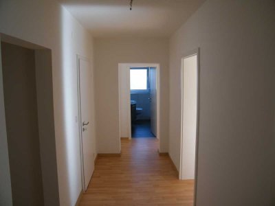 Erstbezug nach Sanierung: Attraktive 4-Zimmer-Wohnung mit geh. Innenausstattung