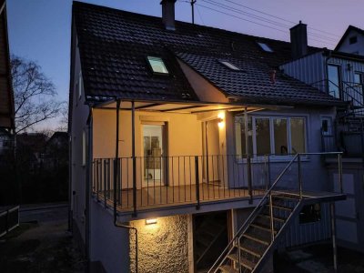 Erstbezug nach Sanierung mit Balkon: schöne 4-Zimmer-Wohnung in Ofterdingen