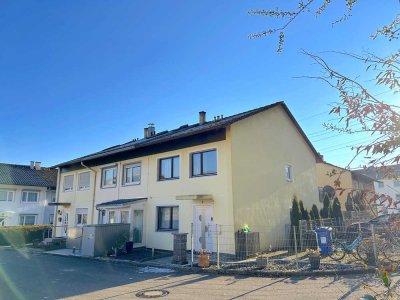 Familienfreundliches 5,5-Zi. Reiheneckhaus in ruhiger Lage in Lörrach-Haagen, Garage und Stellplatz