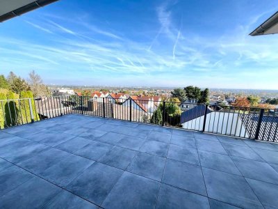 Traum-Penthouse mit sagenhaftem Skyline-Blick! Herbstaktion: 2 TG-Plätze geschenkt!