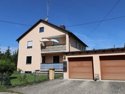 Schöne 3,5 Zimmer Wohnung mit großem Garten und Balkon (1.Obergeschoss)