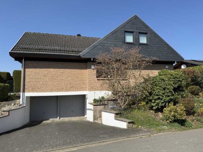 Preiswertes, modernisiertes 5-Zimmer-Einfamilienhaus mit geh. Innenausstattung