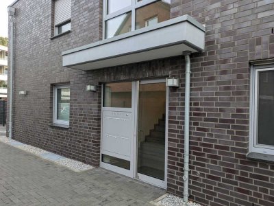 Exklusive, neuwertige 2-Raum-Wohnung mit gehobener Innenausstattung mit Balkon in Moers - Asberg