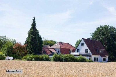 2-Familienhaus, Garten und Garage