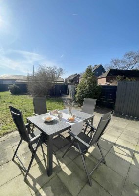 Maisonettewohnung mit Terrasse und großem Garten und Stellplatz