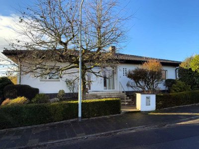 Freistehendes Einfamilienhaus in Villenlage von Kelkheim (Adolfshöhe)