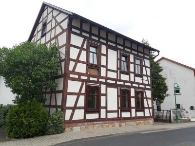 Wohnen auf dem Land - 4 RW mit Balkon und Einbauküche