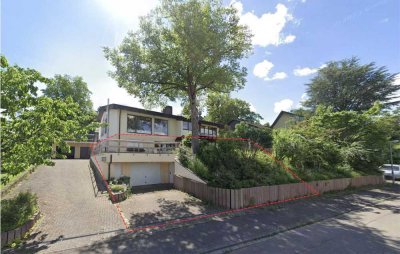 Exklusive Wohnung im Architektenhaus: eigener Eingang, Garage, Garten, nur 15 Min. nach Freiburg!