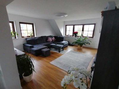 6 Zi. Whg., 140qm, Balkon, eigener Garten, incl. EBK, Garage, Neunkirchen a. Br.