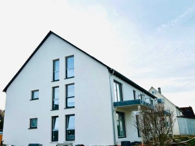 NEUBAU! Geschmackvolle 4-Zimmer-Wohnung mit Terrasse/Balkon in Weil im Schönbuch - Neuweiler