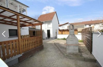 2 Familienhaus 4 ZKB und 2 ZKB mit riesen Garten neu saniert!!!