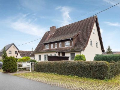 Vielseitiges und großzügiges Zuhause - Einfamilienhaus mit Einliegerwohnung in Wetterzeube