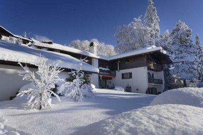 Großzügige, charmante Ostlervilla in Garmisch-Partenkirchen – Panoramablick der Extraklasse!