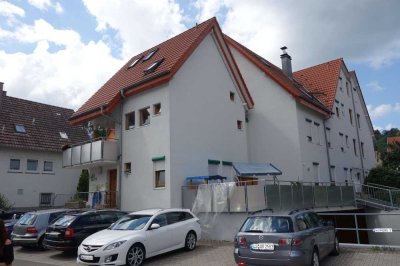 ++ Großzügige 4-Zimmer-Terrassen-Wohnung mit Garage ++