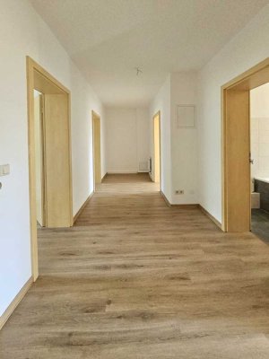 Zeitlose Wohnung in Lauta - Stellplatz und Garten möglich