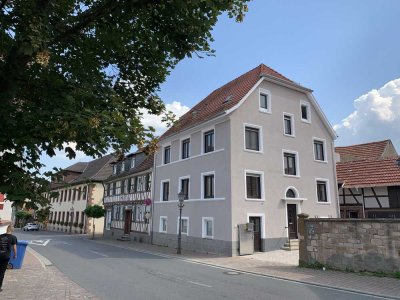 Schöne 3-Zimmer DG Wohnung im Zentrum von Fränkisch-Crumbach