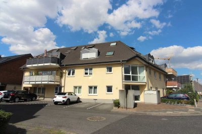 Terrassenwohnung! 147m², 5 Zi., 2 Bäder, Kellerraum, Stellplatz