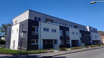 Erstbezug-Neubau: Maisonette-Wohnung/"Haus im Haus" mit Garten! 2 TG-Plätze inklusive!