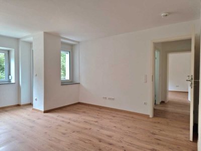 TOP 2-ZIMMER WOHNUNG mit Balkon zum Selbstbezug