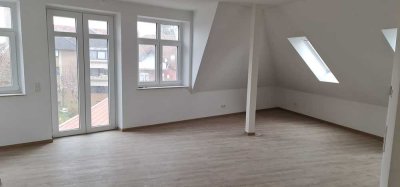 Traumhaft schöne und gemütliche Maisonette WHG (Penthouse)