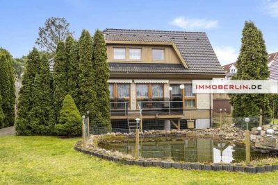 IMMOBERLIN.DE - Hochwertiges Einfamilienhaus mit 2 Einliegerwohnungen & Indoorpool in Topzustand & b