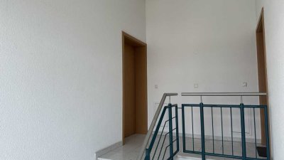 2-Zimmer Dachgeschosswohnung mit Einbauküche