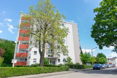 Meine zentrumsnahe Wohnung mit Südbalkon und Aufzug. Kurzfristig beziehbar