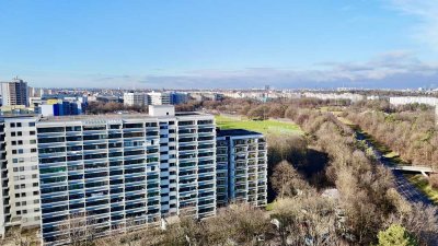 Ideal geschnittene 1-Zi.-Wohnung mit Balkon nahe Perlacher Einkaufszentrum (PEP)