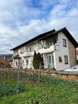 2 Zimmer-Wohnung mit Südbalkon in Forst an der Weinstraße