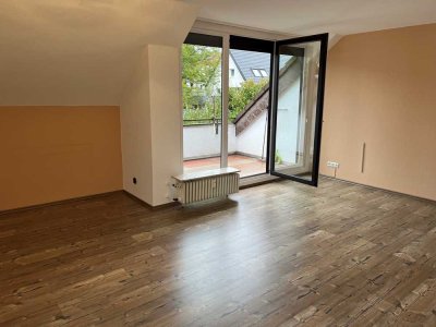 Gemütliche DG-Wohnung mit Loggia und EBK in Kurparknähe