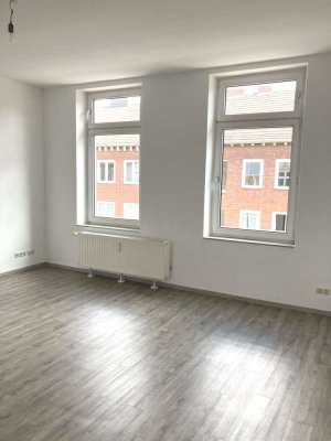 Geräumige 3-Zimmer-Wohnung auch WG geeignet