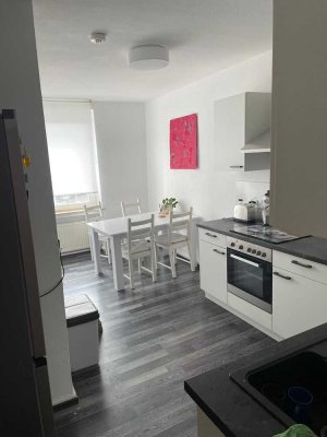 Helle 2 Zimmer Wohnung, 4..OG, in Düsseldorf-Oberbilk