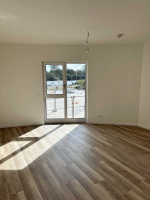 Neubau Erstbezug - mit Blick auf die Havel ! 3 Zimmer mit Loggia - Tiefgarage