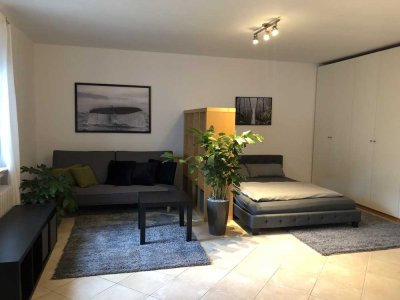 Voll möbliertes 1-Zimmer-Einliegerapartment als Zweitwohnsitz mit Blick i.d. Garten